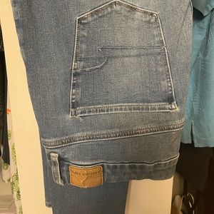 2 Pair - American Eagle Skinny jeggings